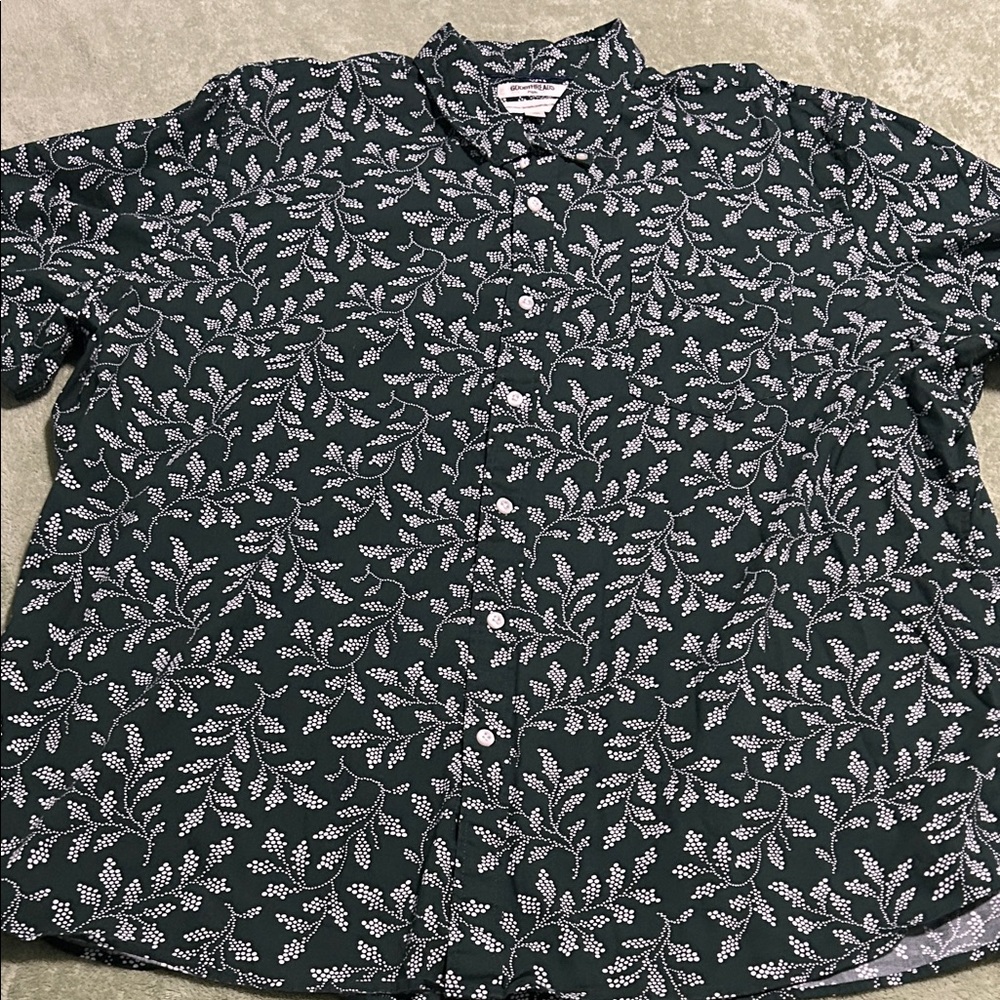 Goodthreads Men's Dark Green Shirt with White Leaf Pattern